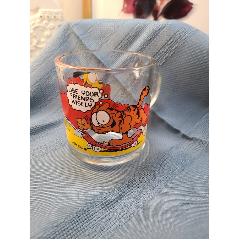 Vintage 1978 Garfield McDonald’s Mug D Handle Glass “Use Your Friends Wisely"